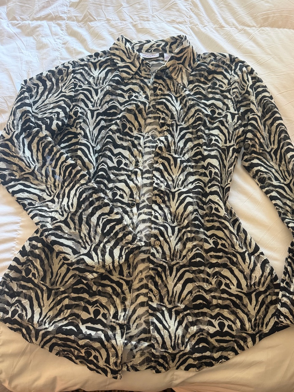 🦓 Vintage Wrangler Lace Zebra Print Snap Front Blouse ~ black & white